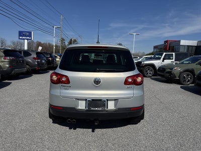 2011 Volkswagen Tiguan 2WD 4dr Auto S