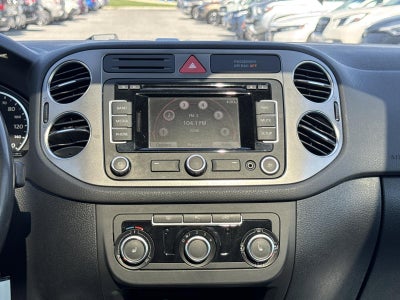 2011 Volkswagen Tiguan 2WD 4dr Auto S