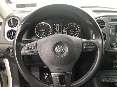 2016 Volkswagen Tiguan 4MOTION 4dr Auto SE