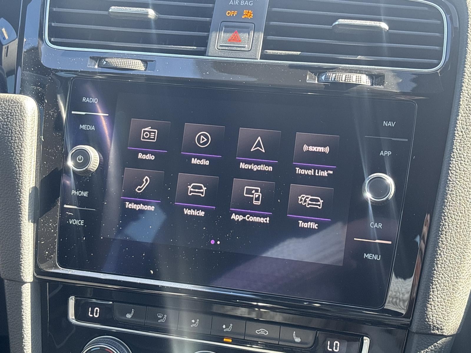 2018 Volkswagen Golf R 2.0T DSG w/DCC/Nav