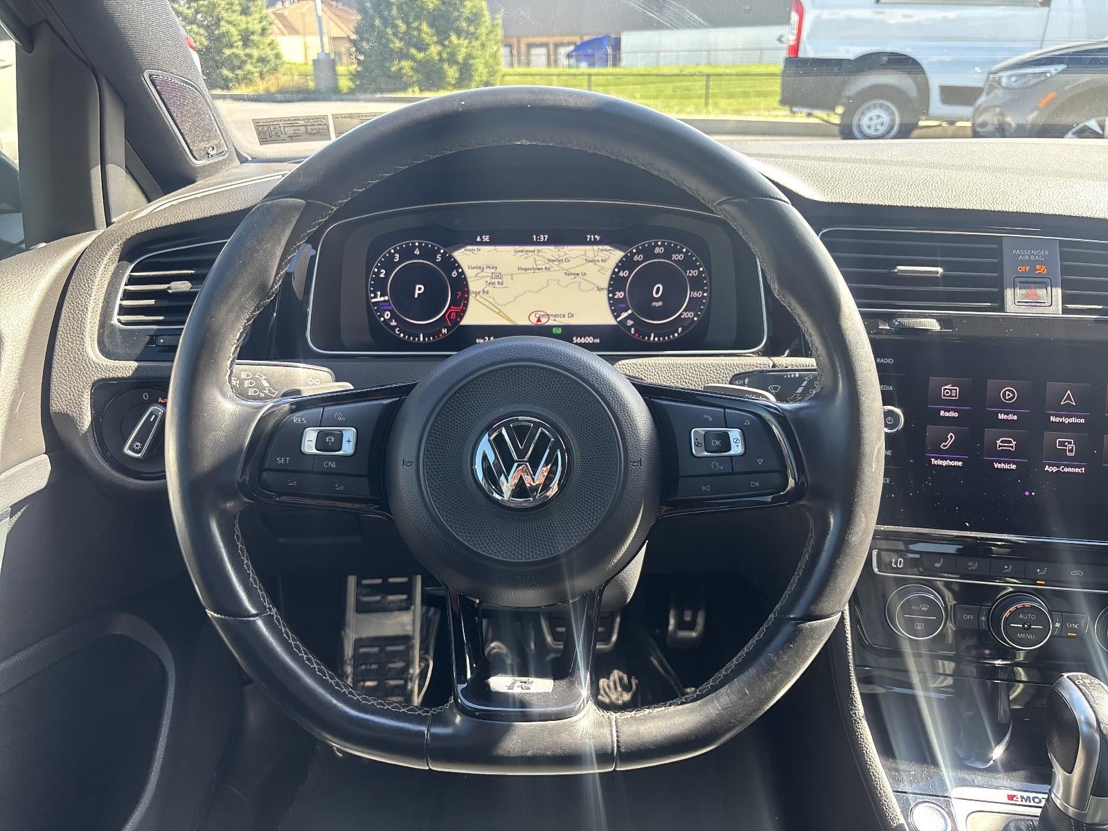 2018 Volkswagen Golf R 2.0T DSG w/DCC/Nav