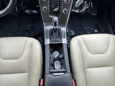 2016 Volvo XC60 AWD 4dr T6 Drive-E