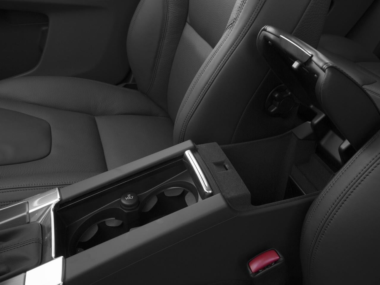 2016 Volvo XC60 AWD 4dr T6 Drive-E