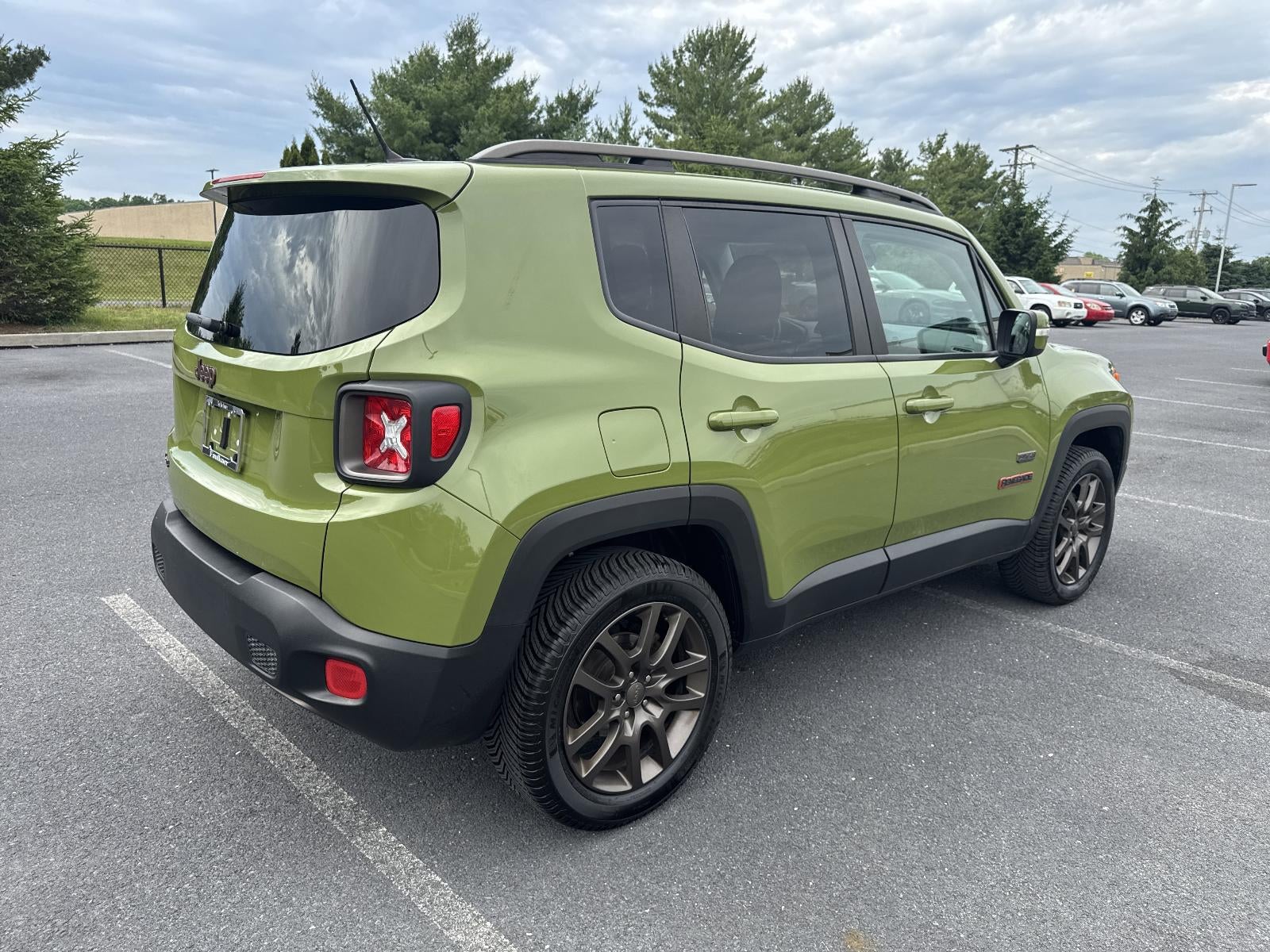 2016 Jeep Renegade 4WD 4dr 75th Anniversary
