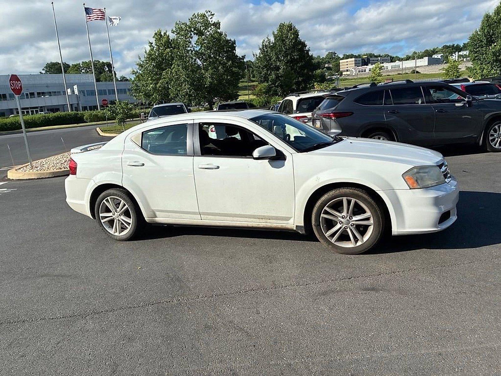 2012 Dodge Avenger 4dr Sdn SXT Plus
