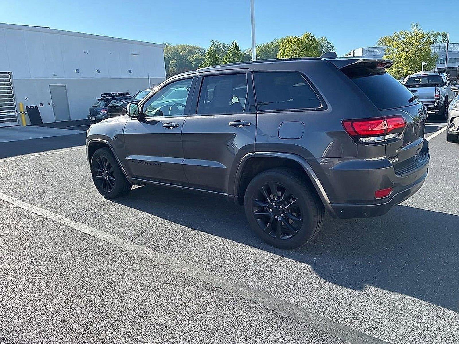 2021 Jeep Grand Cherokee Laredo X 4x4