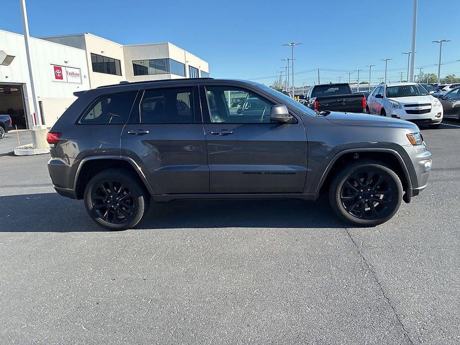 2021 Jeep Grand Cherokee Laredo X 4x4