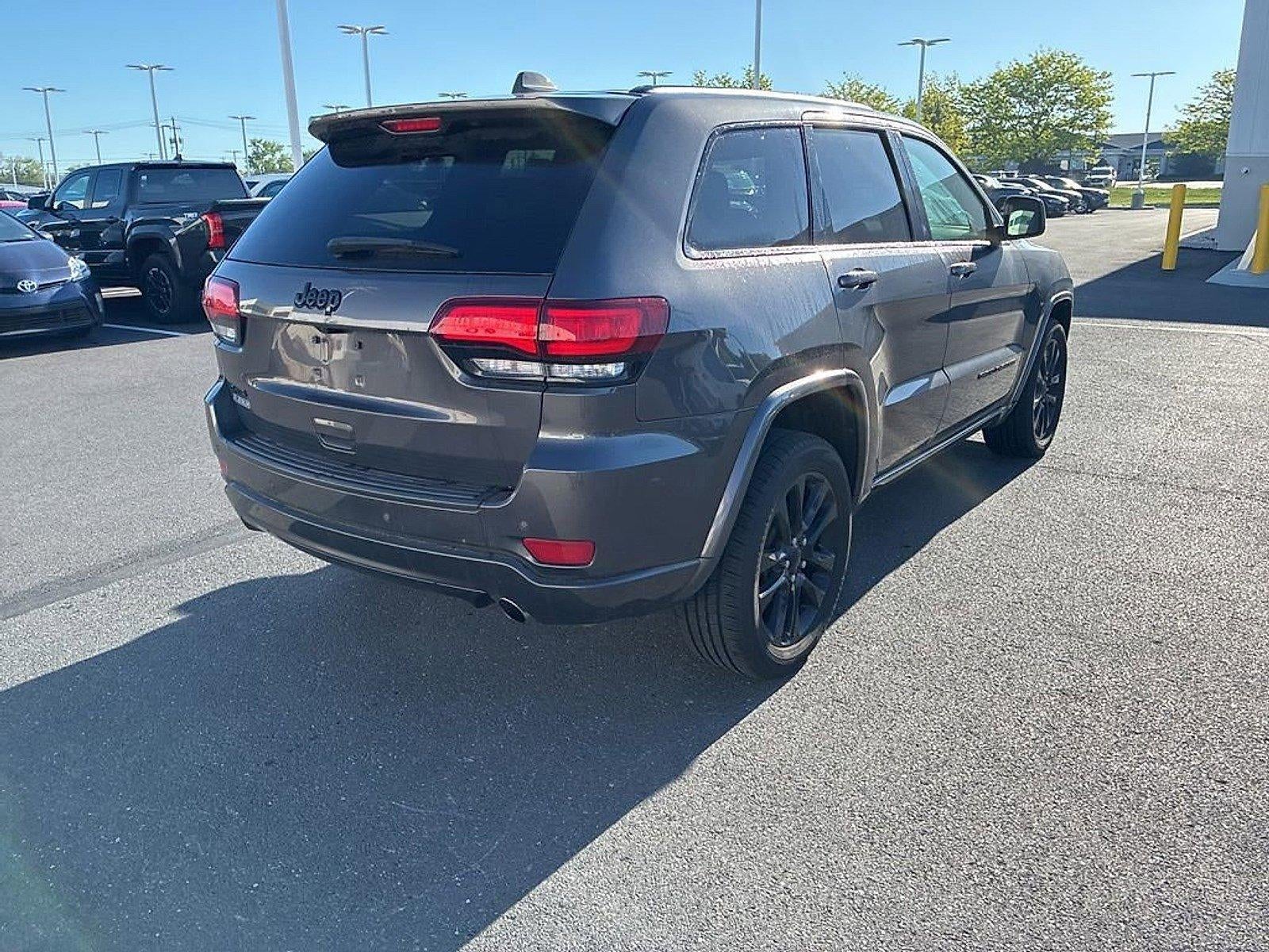 2021 Jeep Grand Cherokee Laredo X 4x4