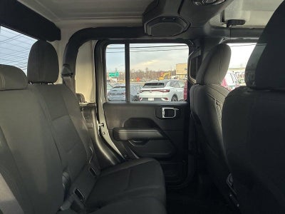 2020 Jeep Gladiator Overland 4x4