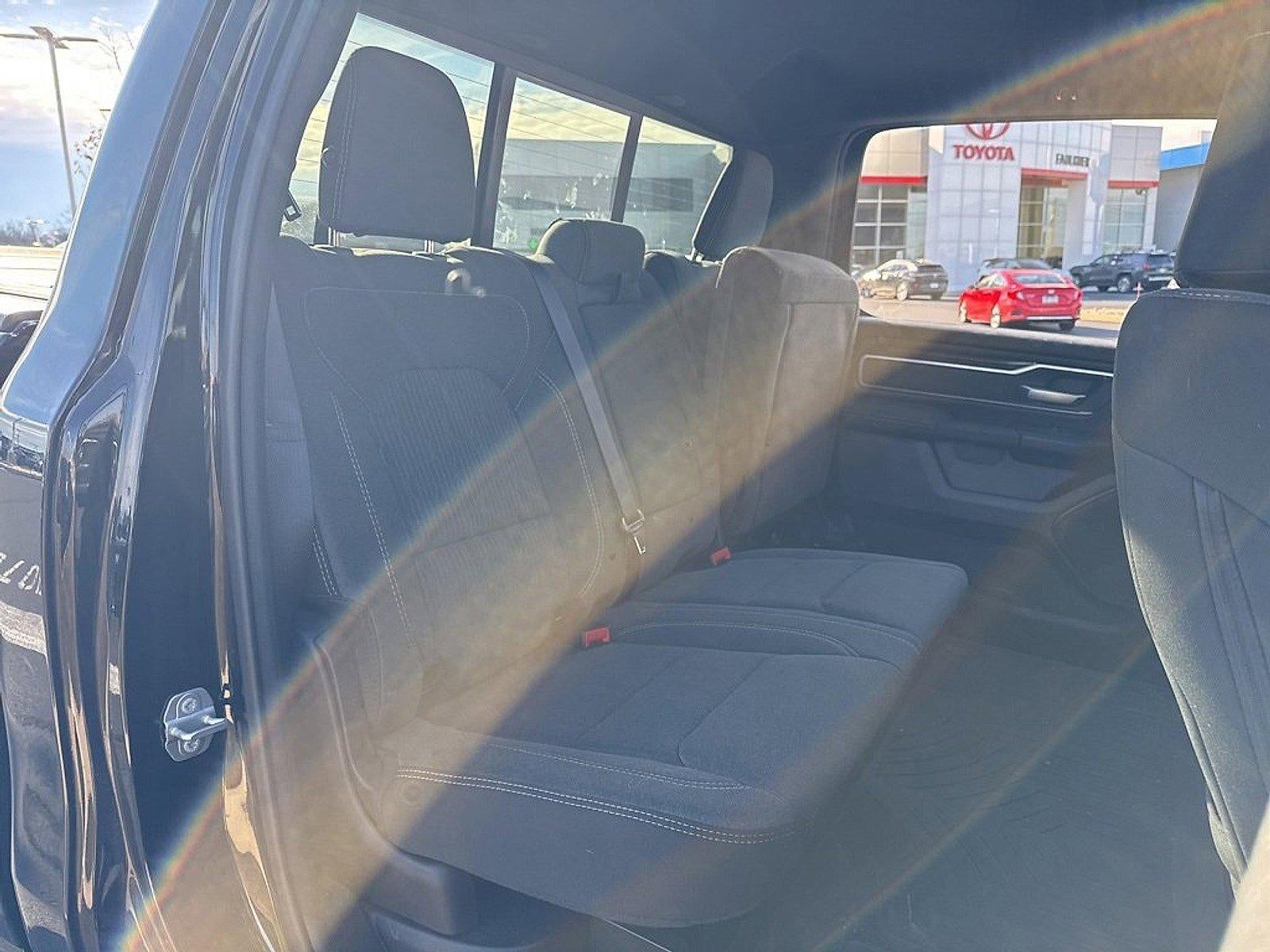 2022 RAM 1500 Big Horn 4x4 Crew Cab 5'7" Box