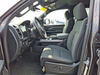 2022 RAM 1500 Big Horn 4x4 Crew Cab 5'7" Box