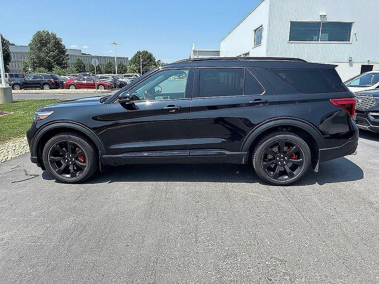 2022 Ford Explorer ST 4WD