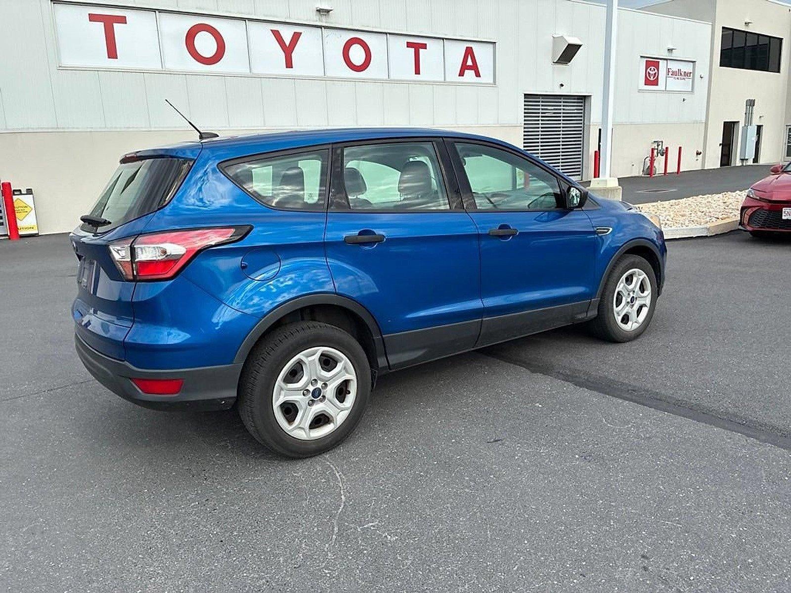 2017 Ford Escape S FWD