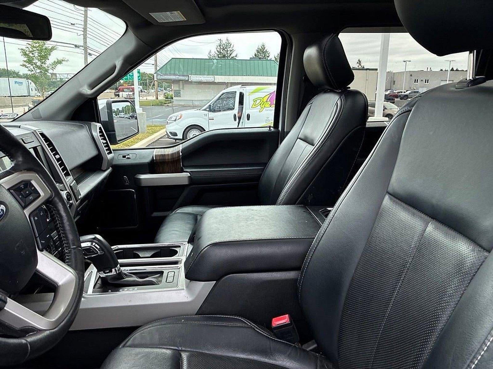 2019 Ford F-150 LARIAT 4WD SuperCrew 5.5' Box