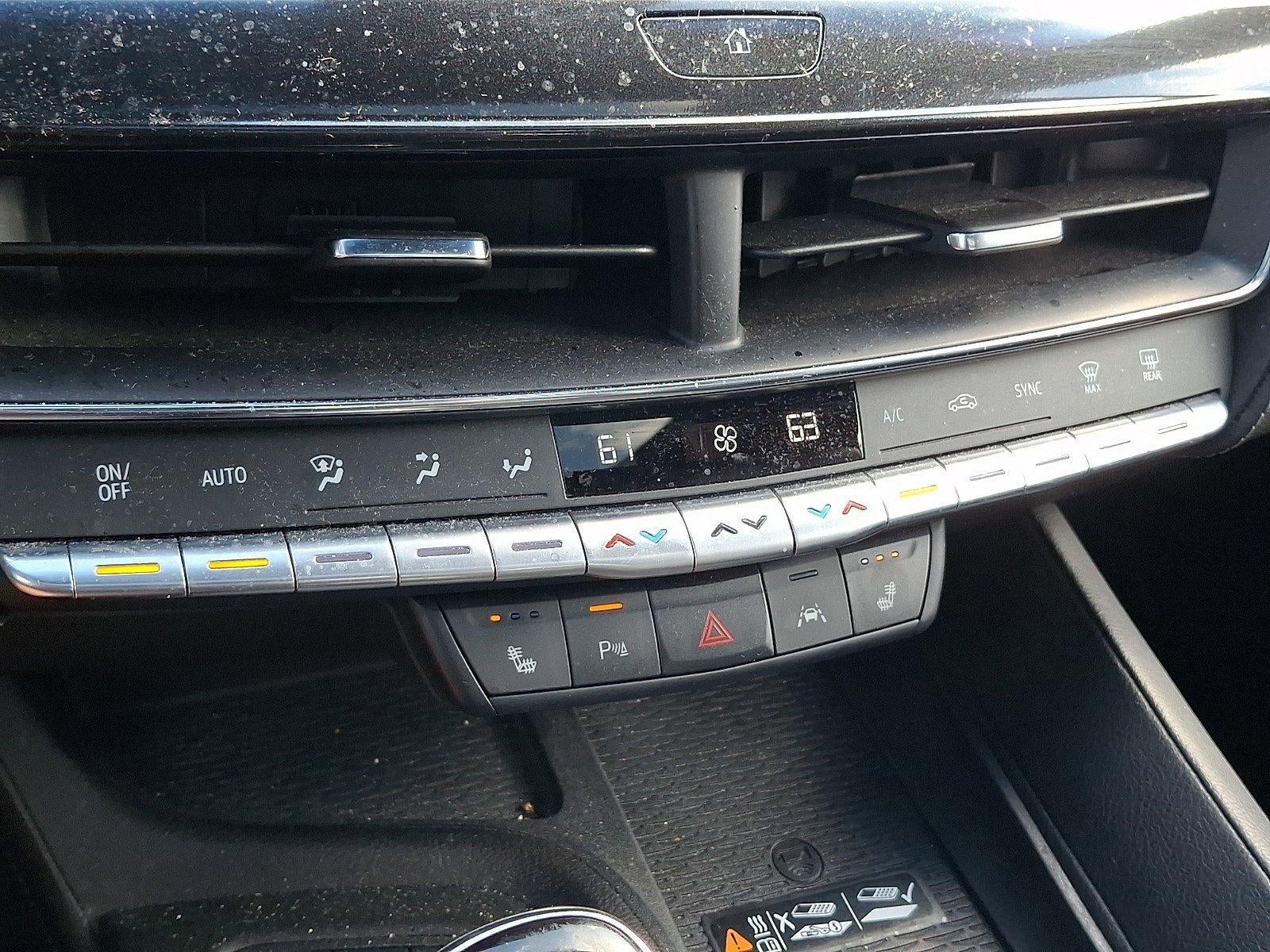 2023 Cadillac CT5 4dr Sdn Luxury