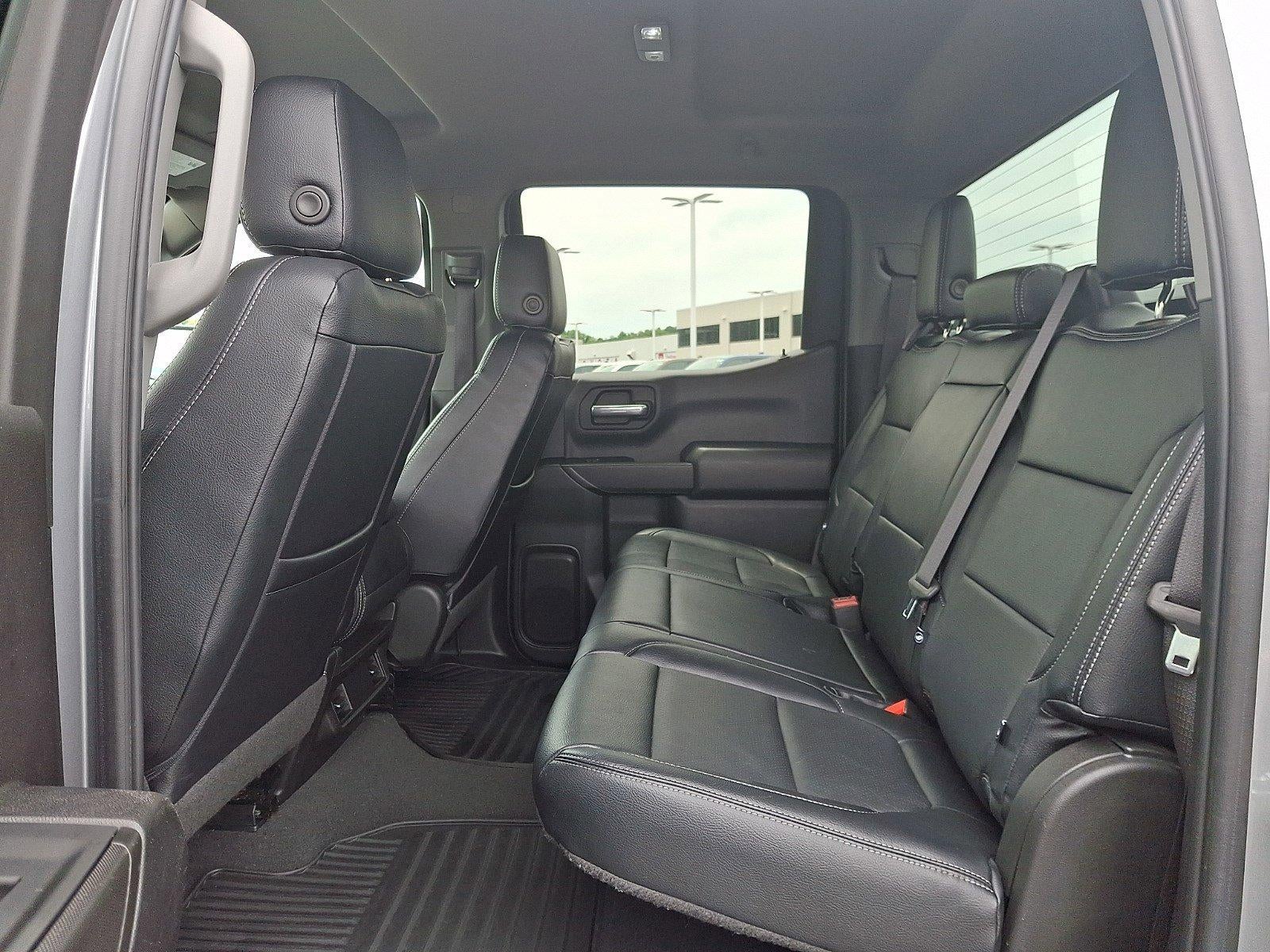 2023 Chevrolet Silverado 1500 Crew Cab Short Box 4-Wheel Drive Custom