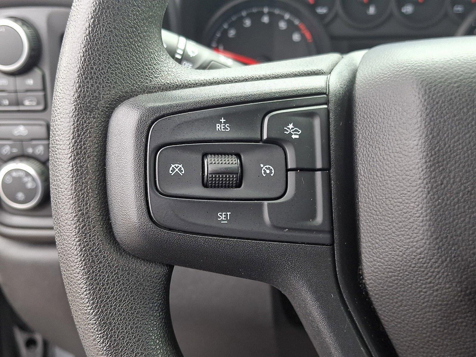 2023 Chevrolet Silverado 1500 Crew Cab Short Box 4-Wheel Drive Custom