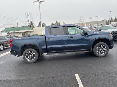 2022 Chevrolet Silverado 1500 Crew Cab Short Box 4-Wheel Drive Custom