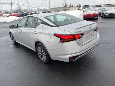 2023 Nissan Altima 2.5 SV Sedan