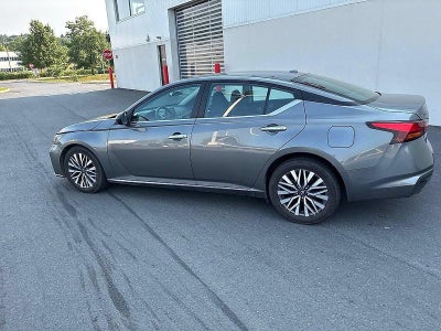 2024 Nissan Altima 2.5 SV Sedan