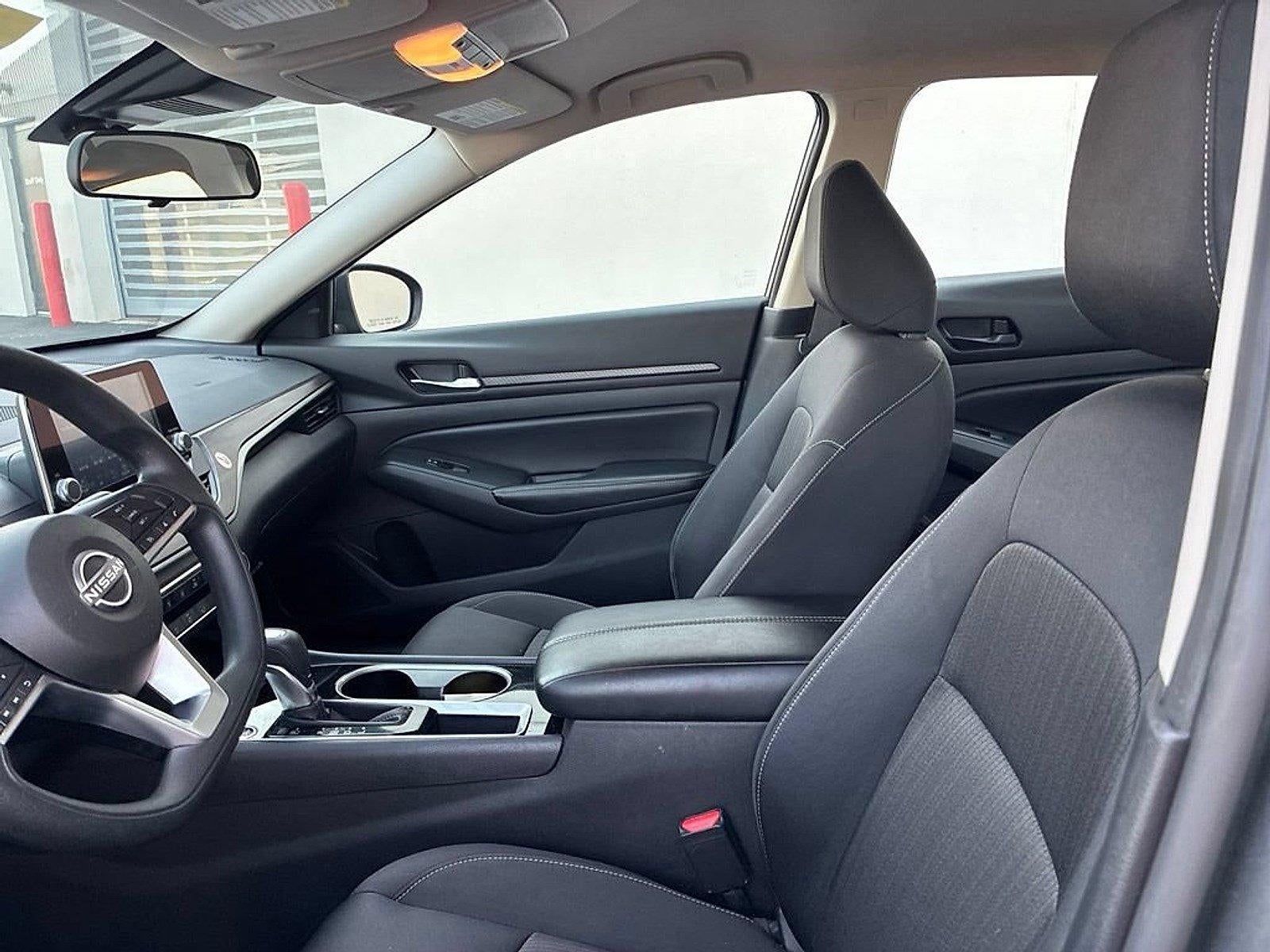 2024 Nissan Altima 2.5 SV Sedan