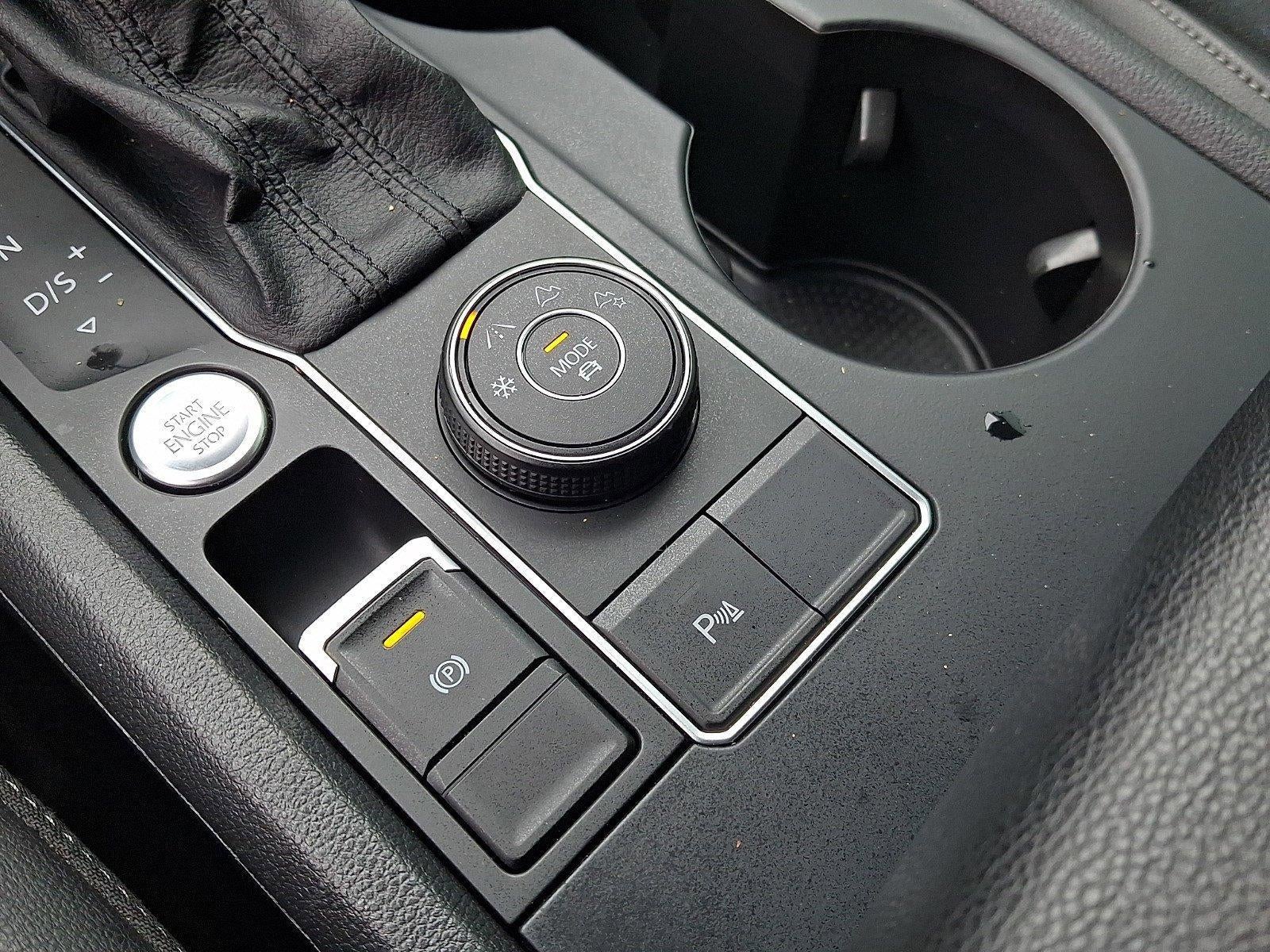 2020 Volkswagen Atlas 3.6L V6 SE w/Technology R-Line 4MOTION