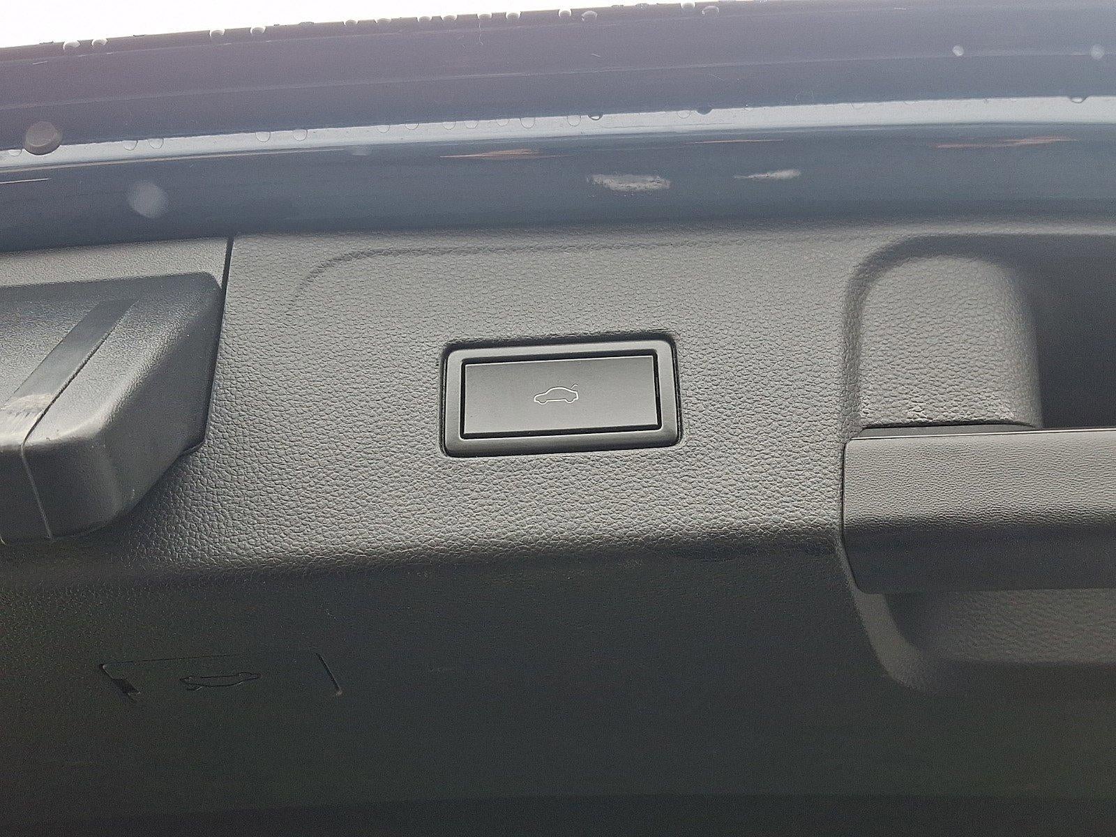 2020 Volkswagen Atlas 3.6L V6 SE w/Technology R-Line 4MOTION