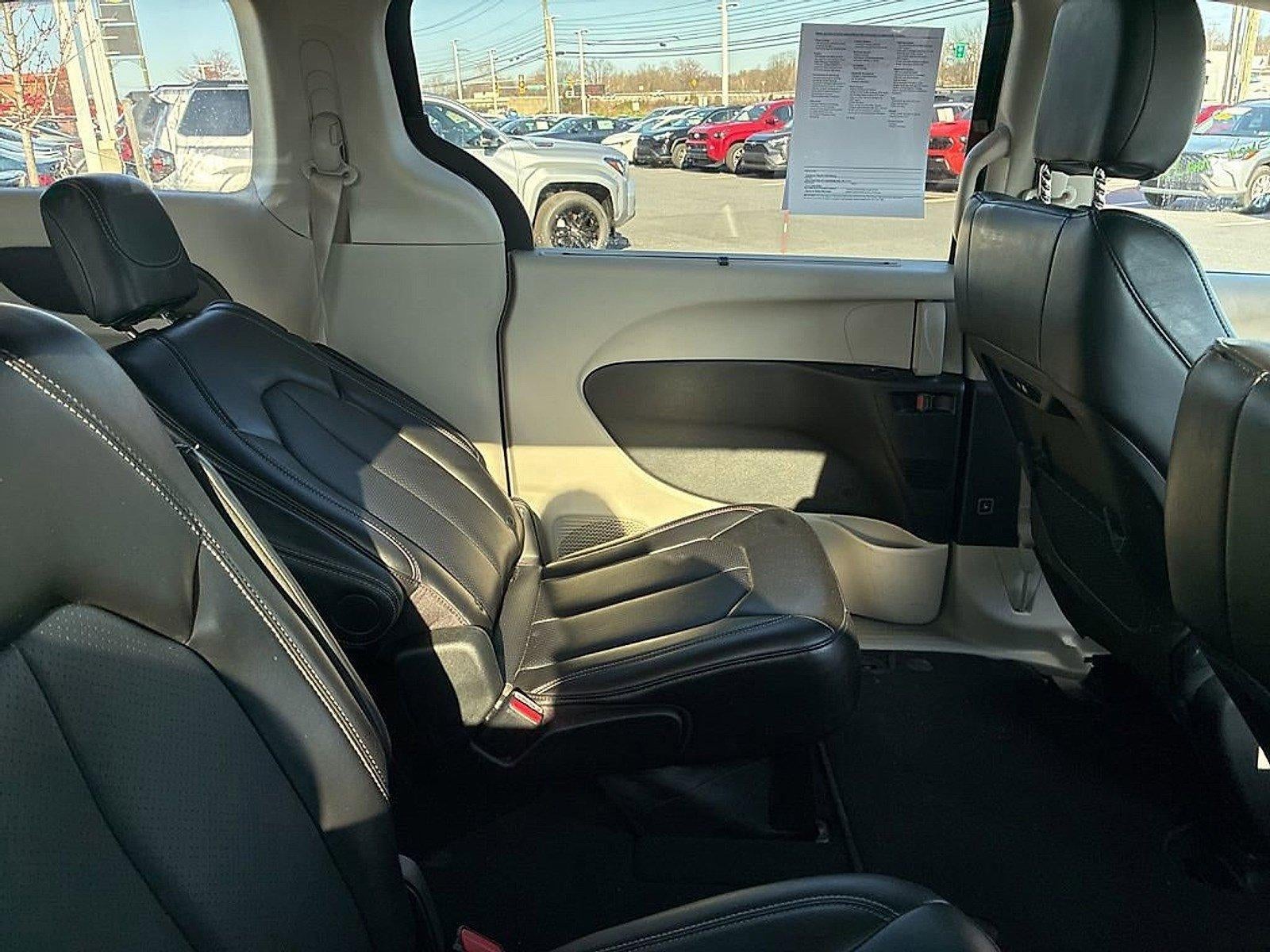 2024 Chrysler Pacifica Touring L FWD