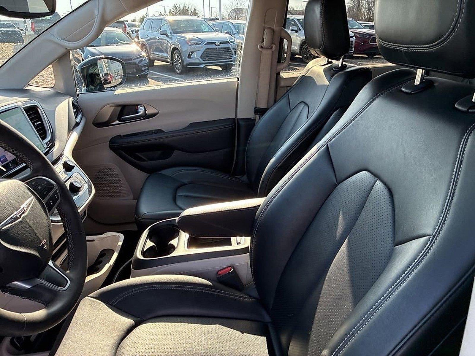 2024 Chrysler Pacifica Touring L FWD