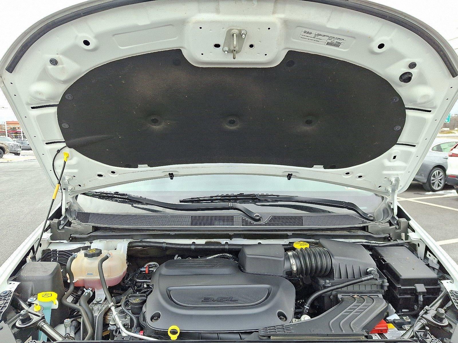 2024 Chrysler Pacifica Touring L FWD