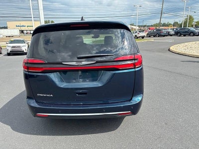 2024 Chrysler Pacifica Touring L FWD
