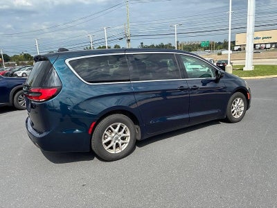 2024 Chrysler Pacifica Touring L FWD