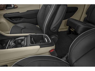 2026 Chrysler Pacifica Pinnacle AWD