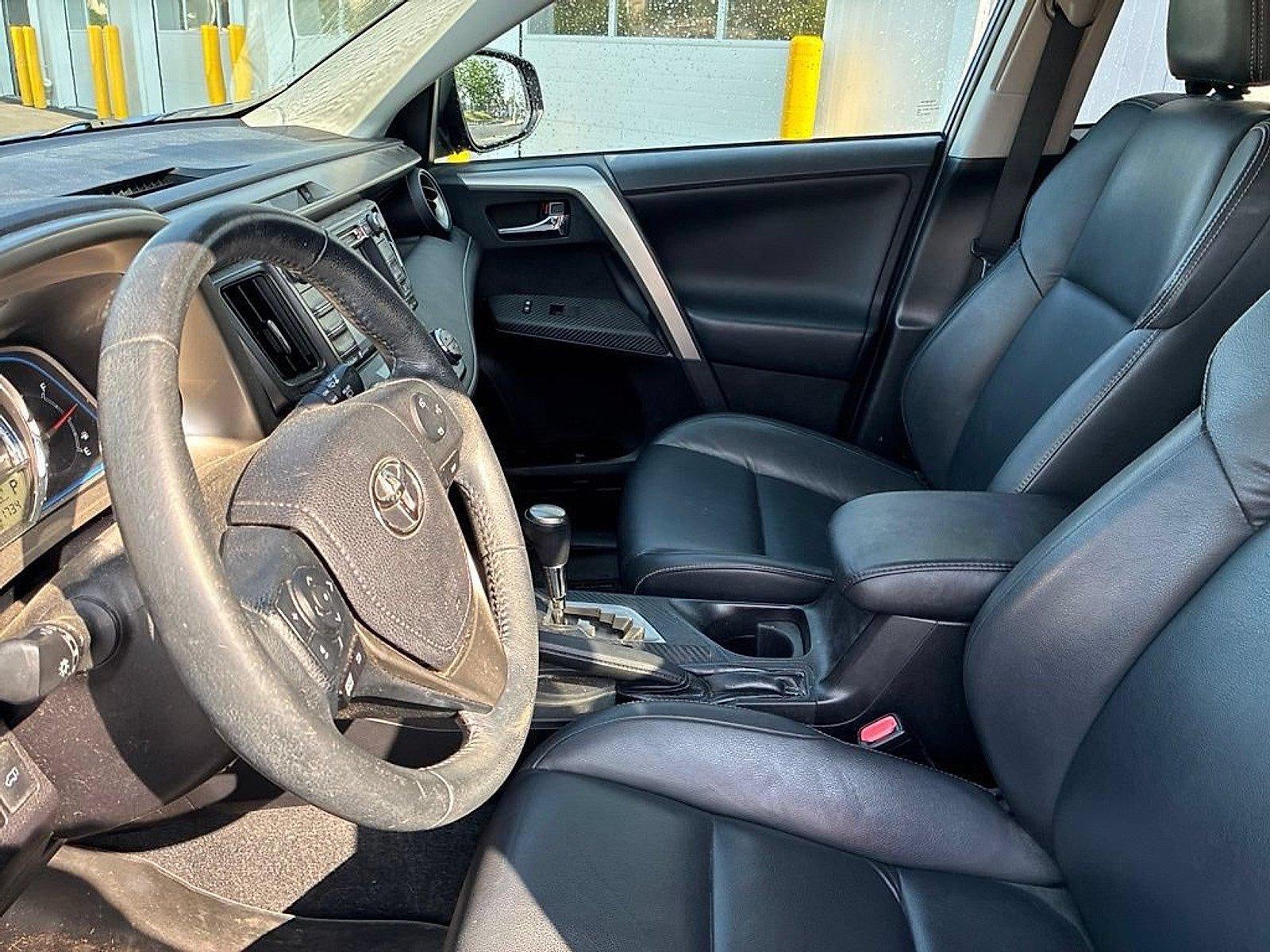 2015 Toyota RAV4 AWD 4dr Limited (GS)