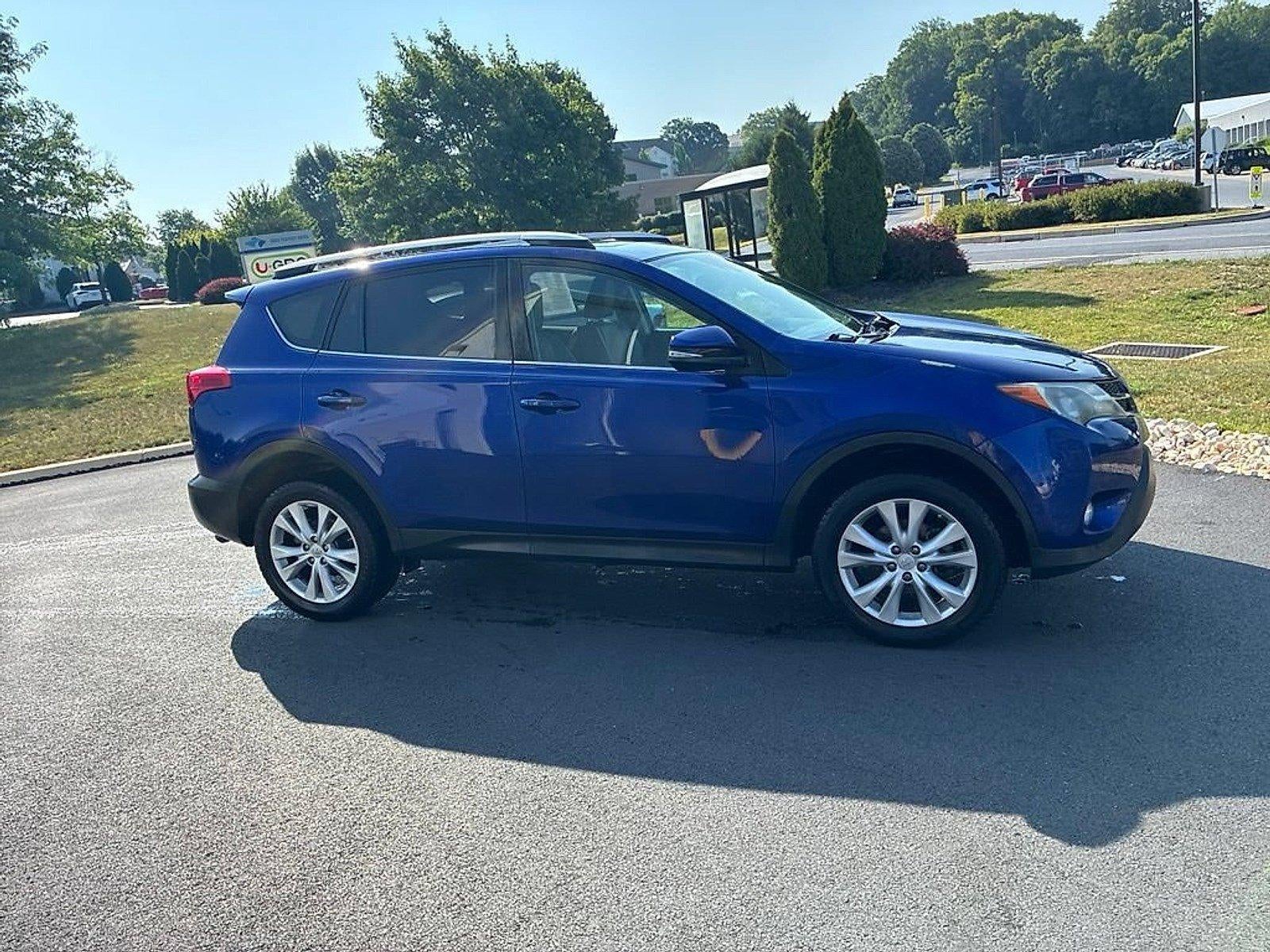 2015 Toyota RAV4 AWD 4dr Limited (GS)