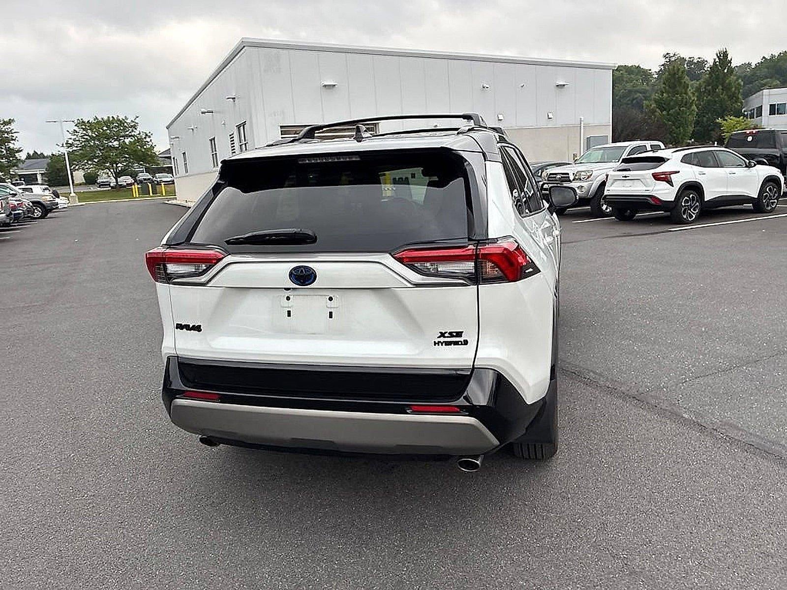 2024 Toyota RAV4 Hybrid XSE AWD (Natl)