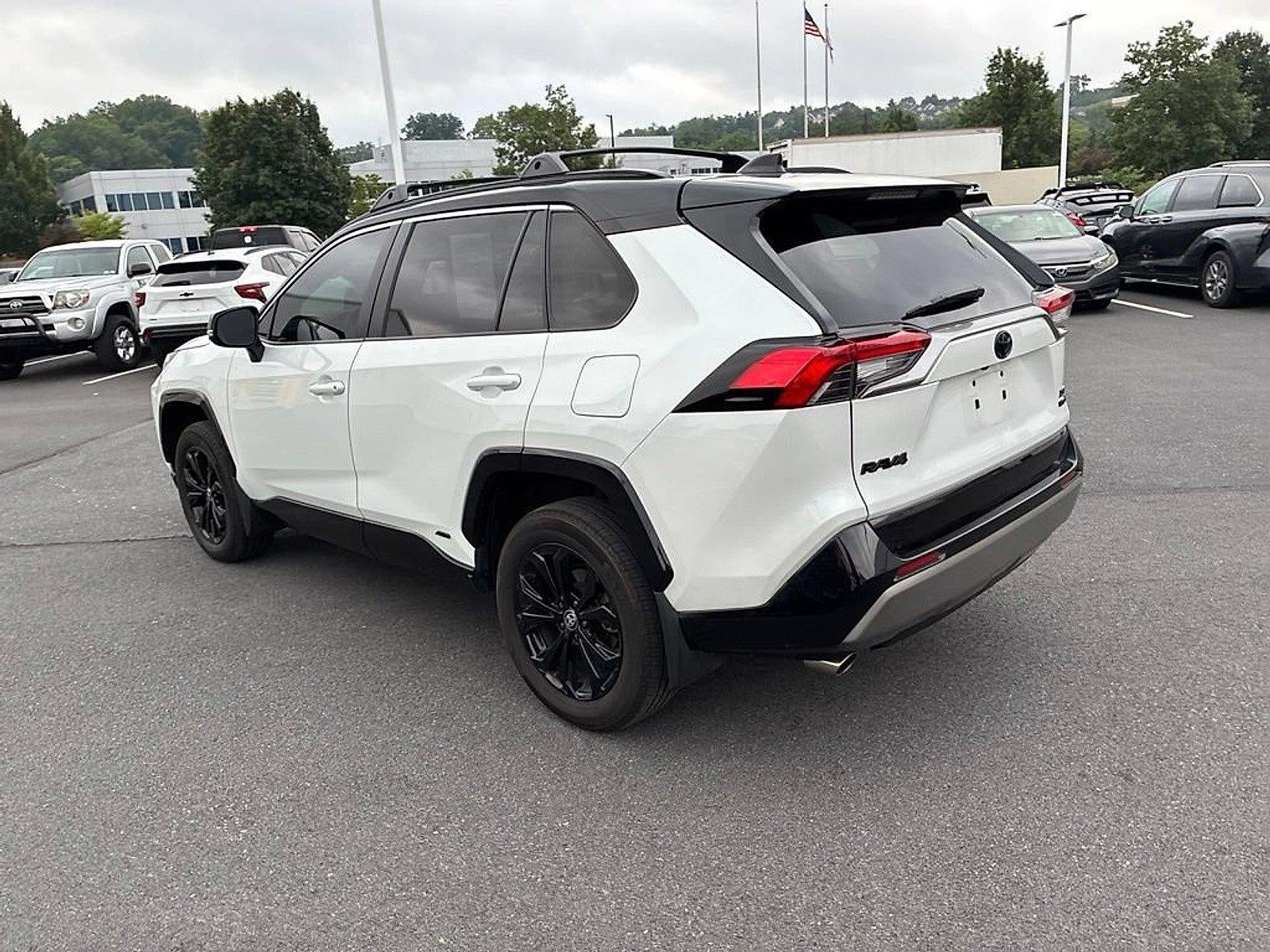 2024 Toyota RAV4 Hybrid XSE AWD (Natl)