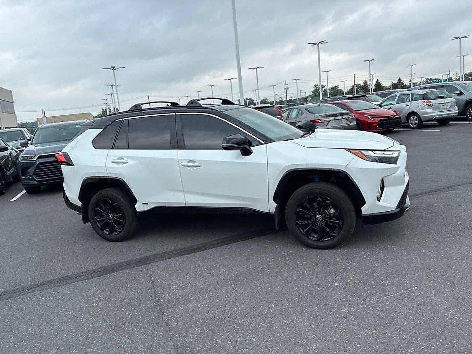 2024 Toyota RAV4 Hybrid XSE AWD (Natl)