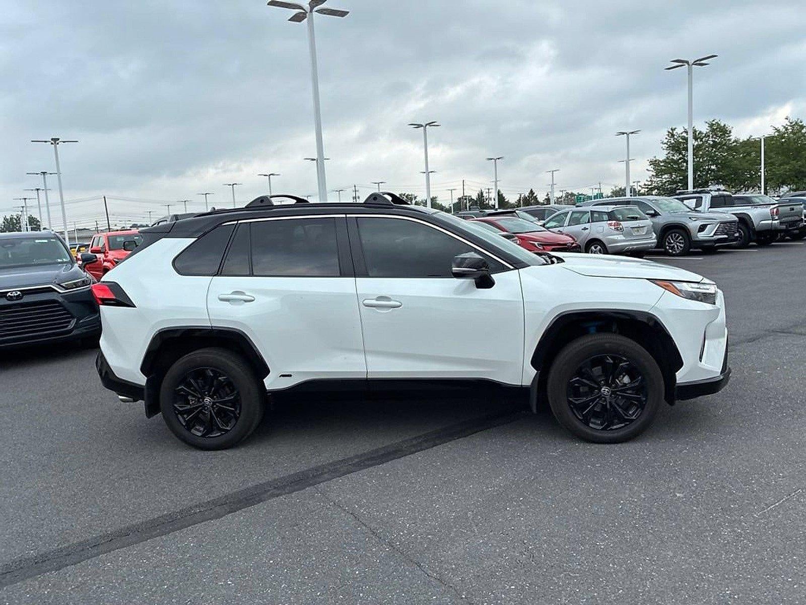 2024 Toyota RAV4 Hybrid XSE AWD (Natl)
