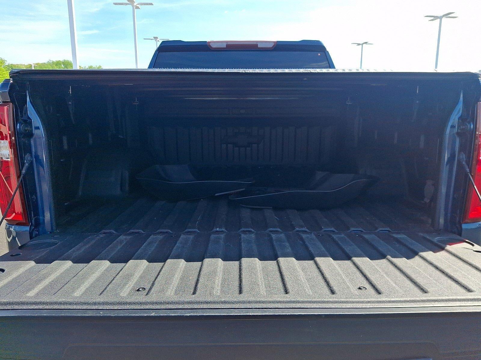 2021 Chevrolet Silverado 1500 Crew Cab Short Box 4-Wheel Drive Custom
