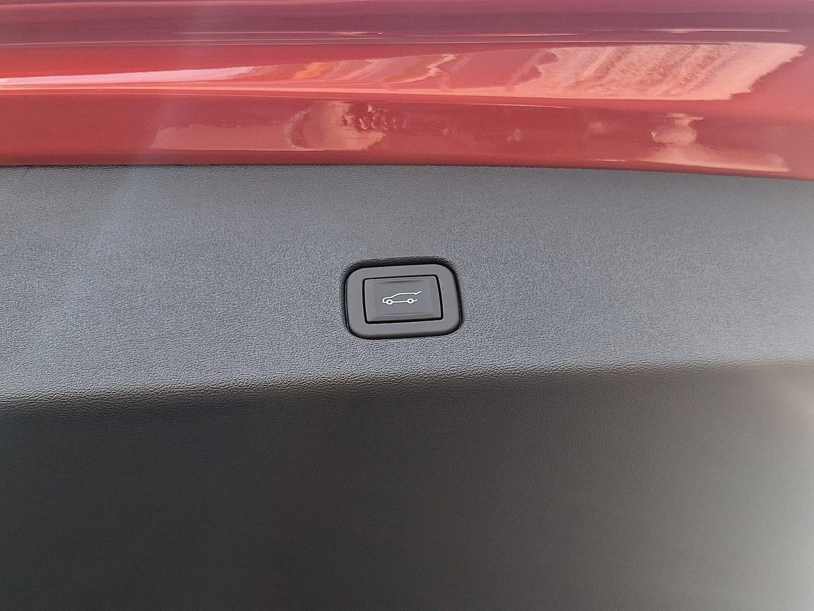 2025 Cadillac OPTIQ AWD 4dr Sport w/1SH