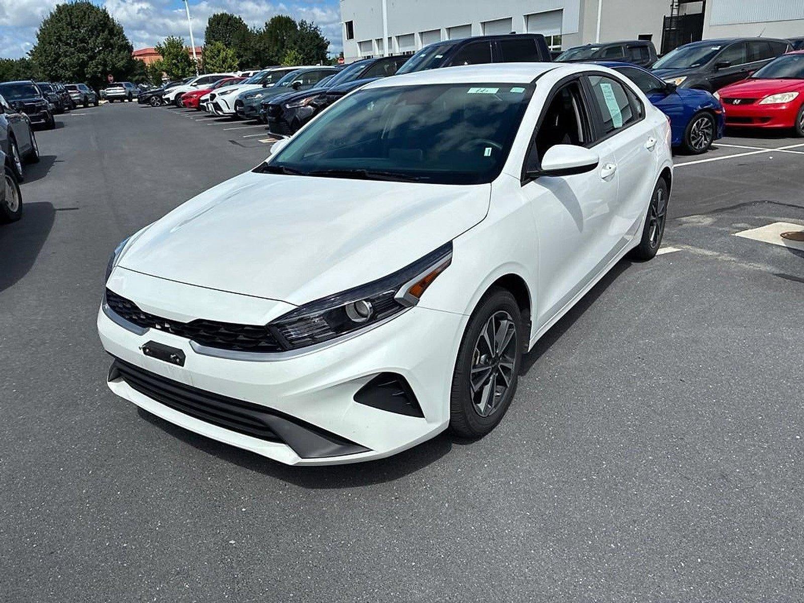 2024 Kia Forte LXS IVT