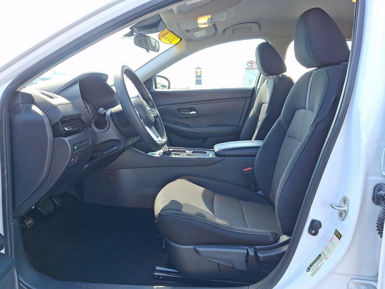 2024 Nissan Sentra SV CVT