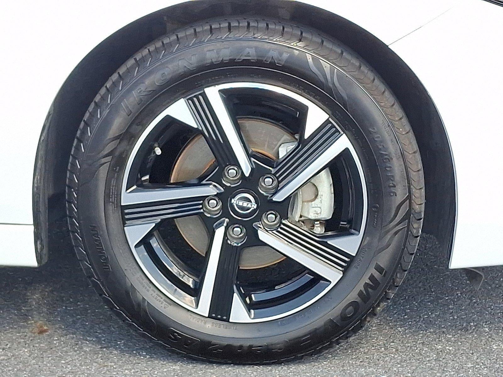 2024 Nissan Sentra SV CVT