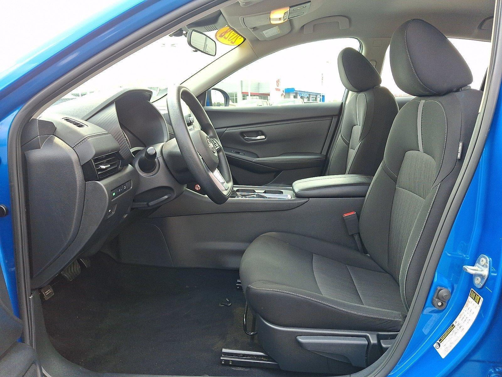 2025 Nissan Sentra SV CVT