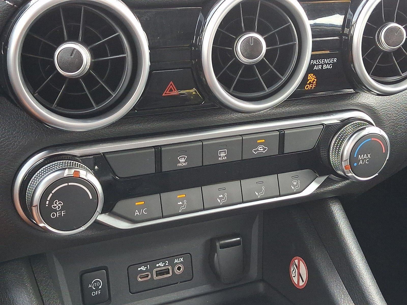 2025 Nissan Sentra SV CVT