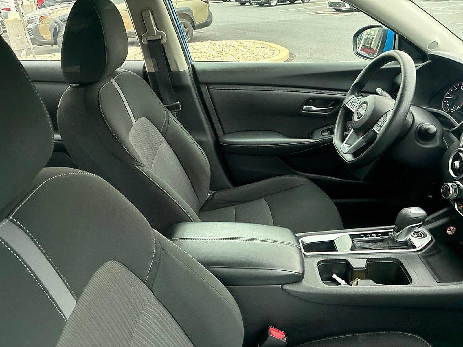 2025 Nissan Sentra SV CVT