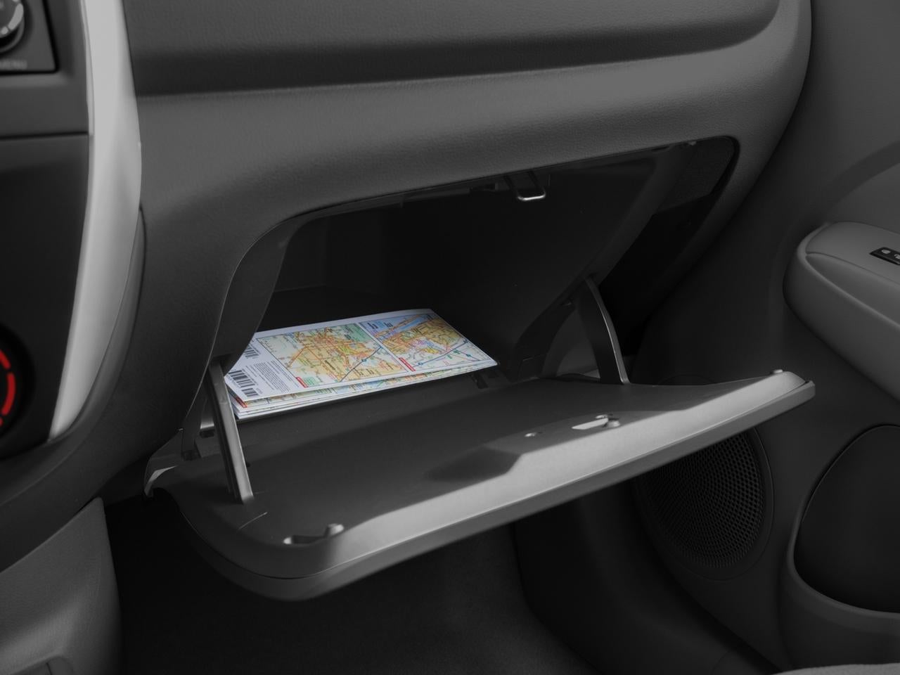 2016 Nissan Versa 4dr Sdn CVT 1.6 SV