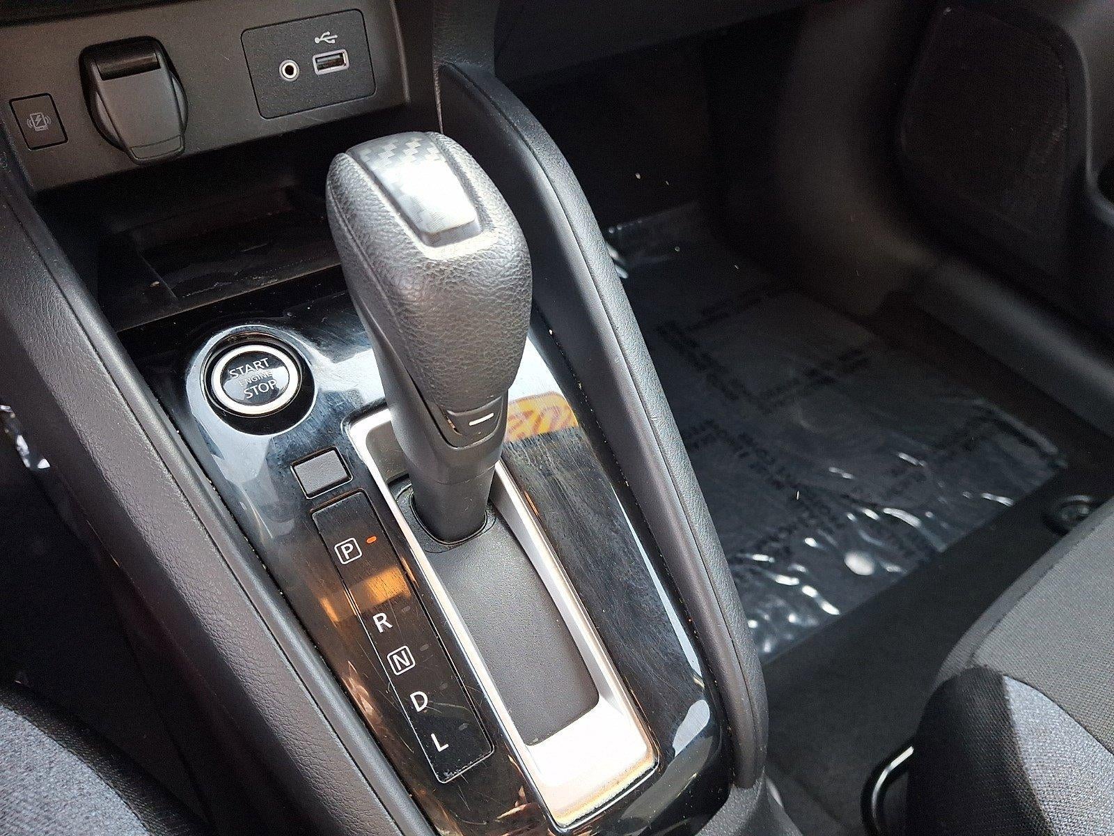 2023 Nissan Versa SV CVT