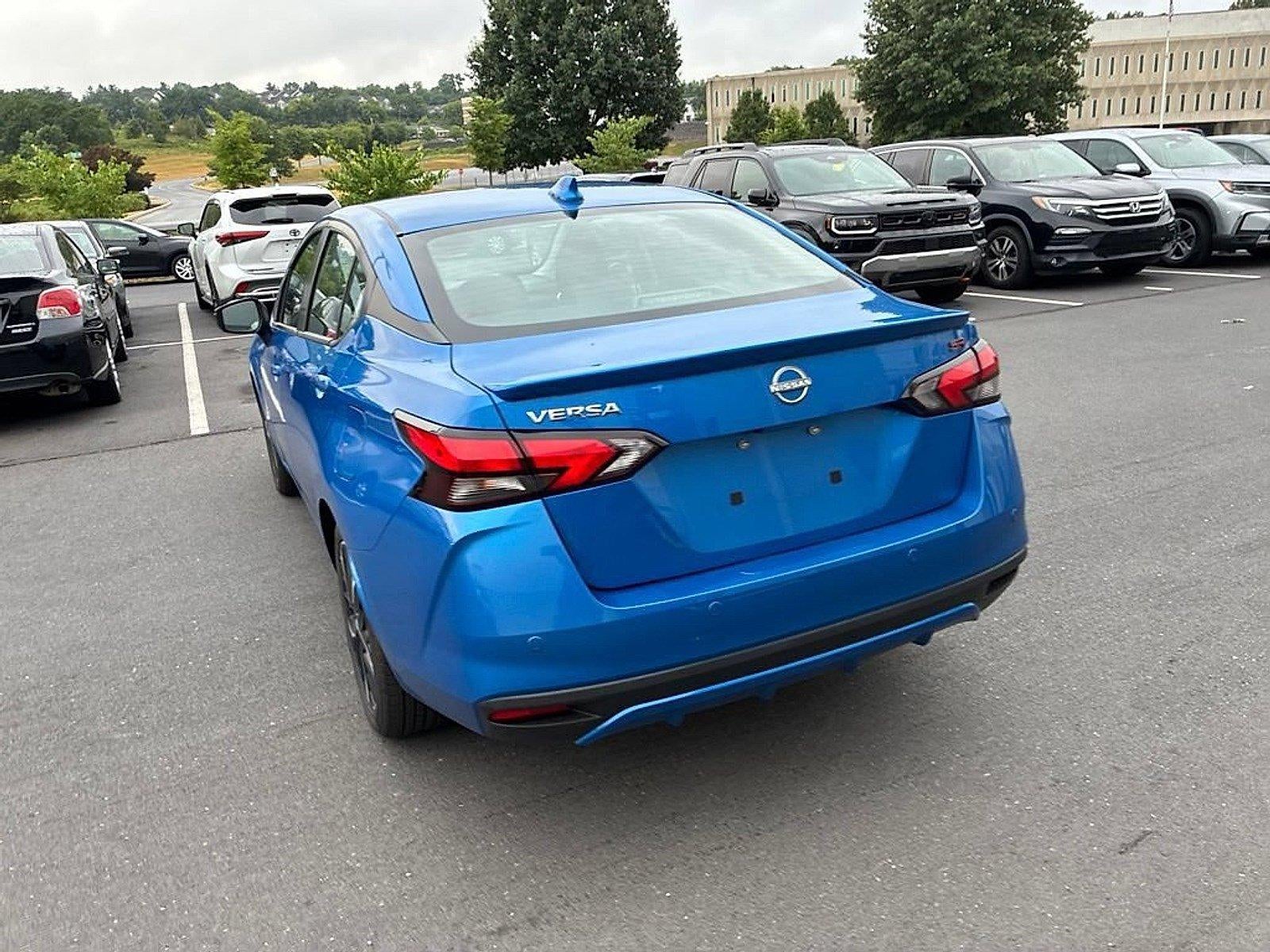 2024 Nissan Versa SR CVT